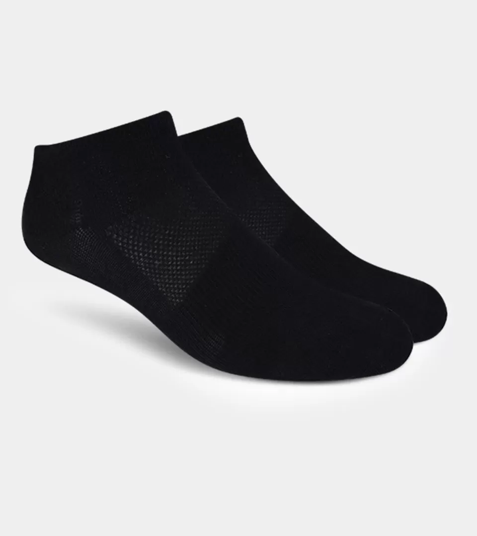 ONE PAIR TRAINER SOCKS - BLACK