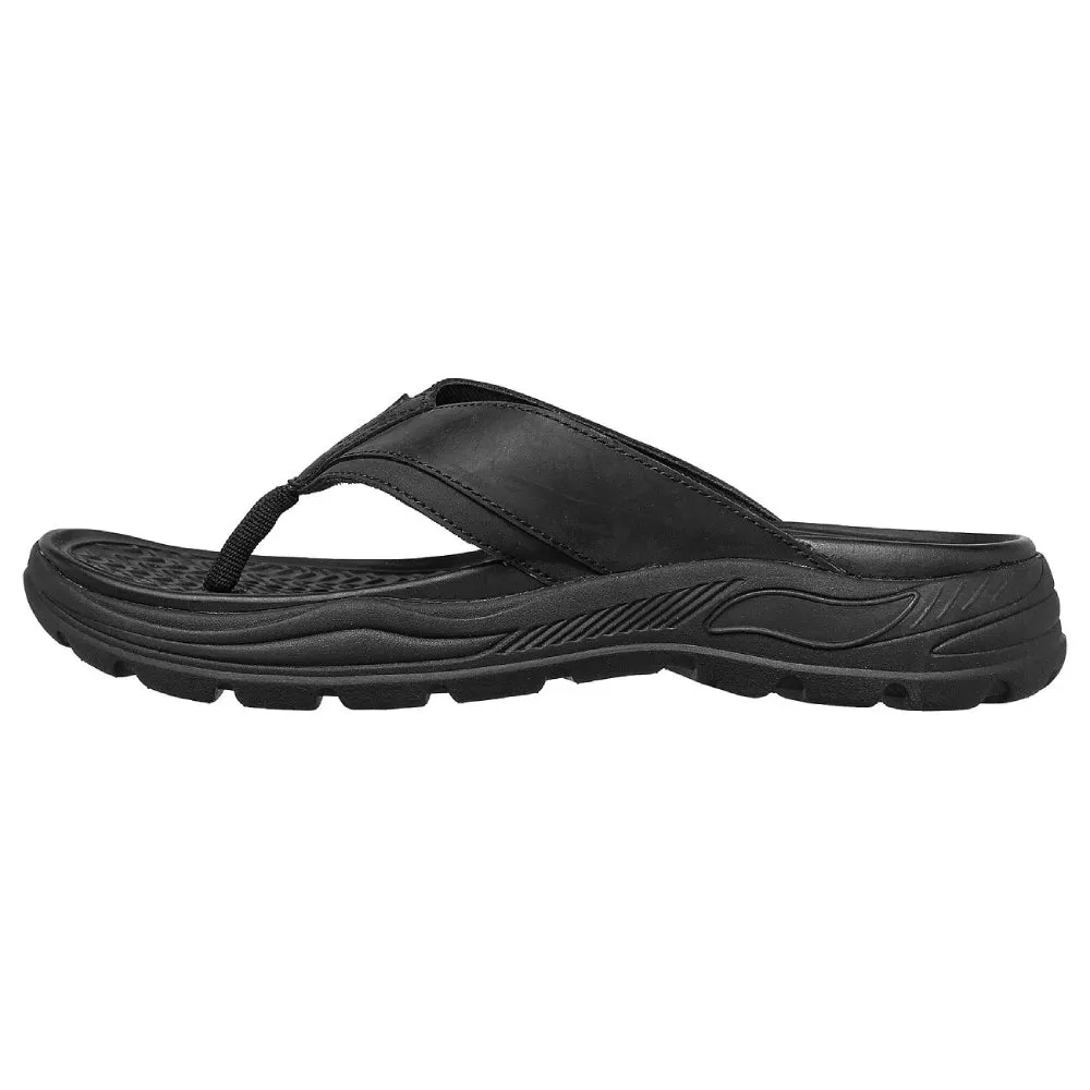 SKECHERS Men's Arch Fit Motley SD-Malico sandal (Black)